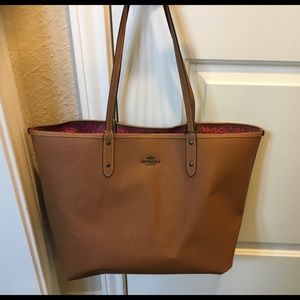 Coach Tote